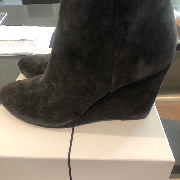 Dolce  Vita suede wedge boot - Picture 3 of 9
